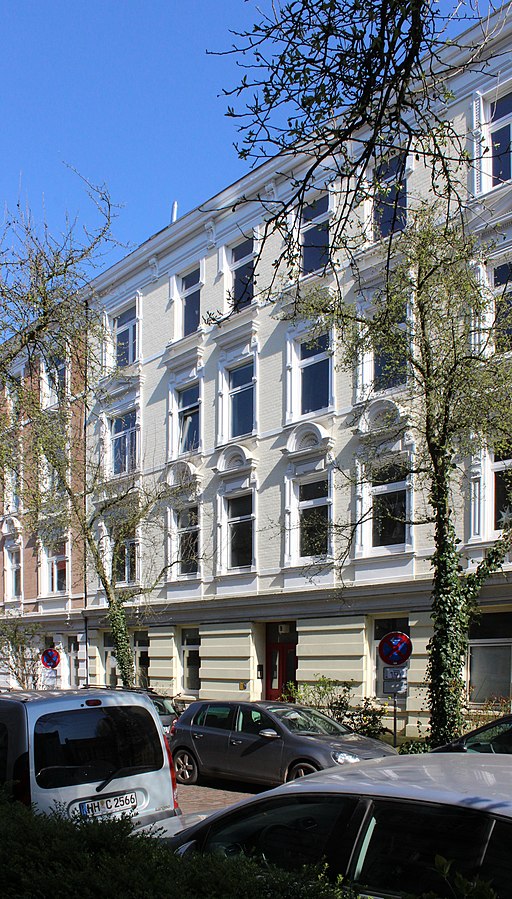 15584 Prahlstraße 9