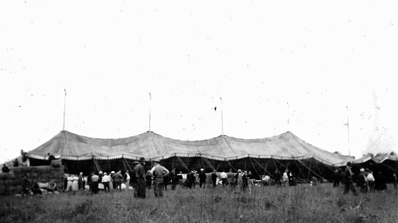 Here's a picture of the Ringling Brothers, Barnum & Bailey big top in Allentown, Pennsylvania, in June 1939, one month after the circus left Queens. 