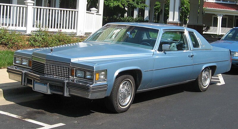 File:1977-1979 Cadillac Coupe de Ville front.jpg