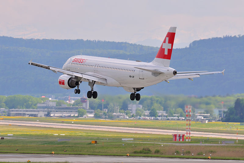 File:2011-05-01 16-16-42 Switzerland Kanton Zürich Zürich International Airport.jpg