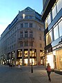 Category:Louis Vuitton Maison Champs Élysées - Wikimedia Commons