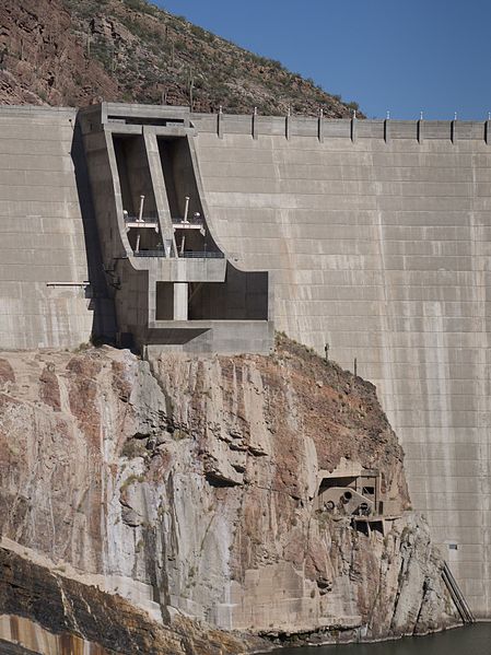 File:2016 Arizona Roosevelt Dam spillway.jpg