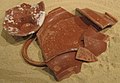 Céramiques sigillées trouvées à proximité du port antique de Locmariaquer.