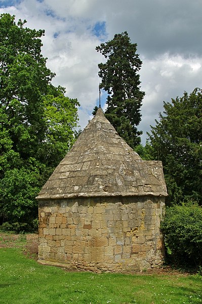 File:Abingdon ConduitHouse SW.jpg