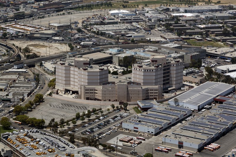 File:Aerial view of downtown Los Angeles, California LCCN2013633229.tif