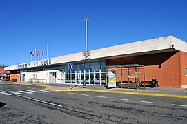 Antigua terminal del Aeropuerto de León, inaugurado al tráfico comercial en 1994