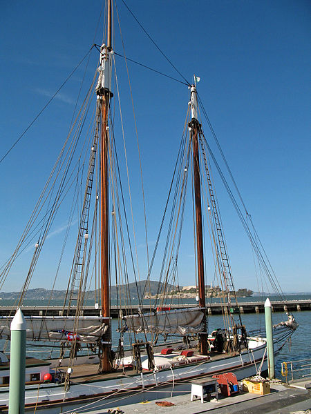 File:Alma (scow schooner, San Francisco) 2.JPG