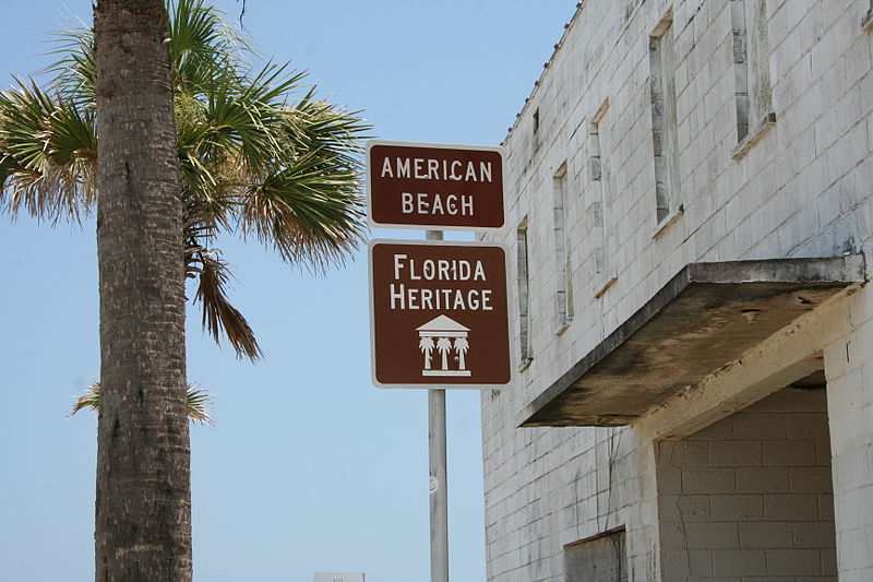 File:AmericanBeach2.JPG