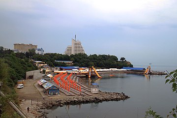 Strand in Malaya Bay