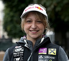 Angela Eiterová na sportovních dnech (2013) na Náměstí Hrdinů ve Vídni