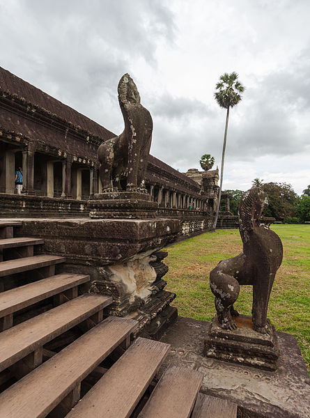 File:Angkor Wat, Camboya, 2013-08-15, DD 015.JPG