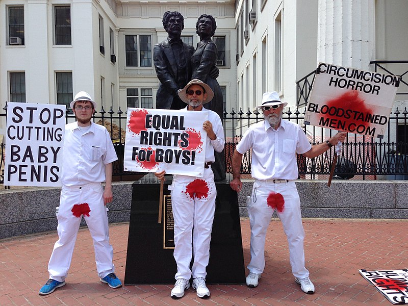 File:Anti-circumcision protest At the Dred Scott Memorial (17466252103).jpg