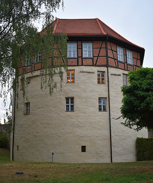 Aschersleben Dr.-Wilhelm-Külz-Platz 23 Rondell