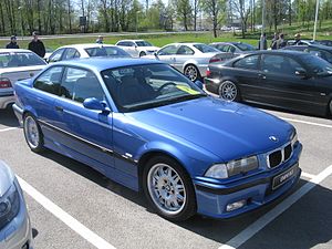 BMW M3 Coupé E36 (13896980798).jpg