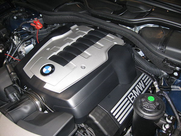 N62B48 in a E65 750i