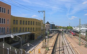 Bahnhof Ludwigsburg: Geschichte, Bahnbetrieb, Literatur