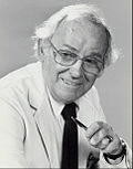 Gambar mini seharga Berkas:Barnard hughes doc 1975.JPG