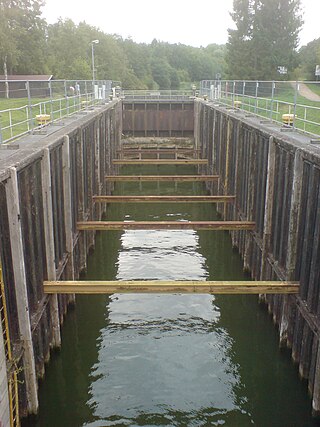 Basin Schleuse Strohbrück Achterwehrer Schifffahrtskanal.JPG