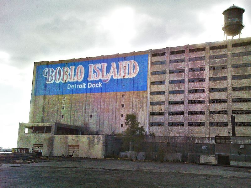 File:Boblo Island Boat Dock Building Detroit (filtered).JPG