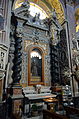 Secondo altare della parete sinistra della chiesa di Santa Caterina, Bonassola, Liguria, Italia