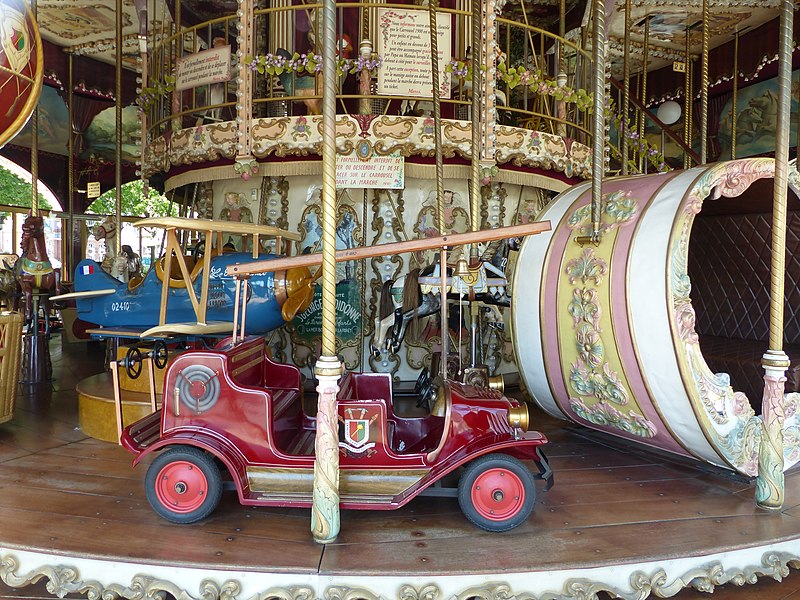 File:Carrousel 1900 - Colmar, Alsace (23).jpg