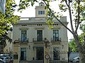 This is a photo of a building indexed in the Catalan heritage register as Bé Cultural d'Interès Local (BCIL) under the reference IPA-33371.