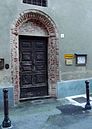 Eingang zur Synagoge in Cherasco