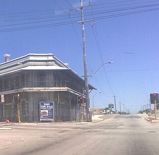 <span class="mw-page-title-main">Cockburn Road</span> Road in Perth, Western Australia