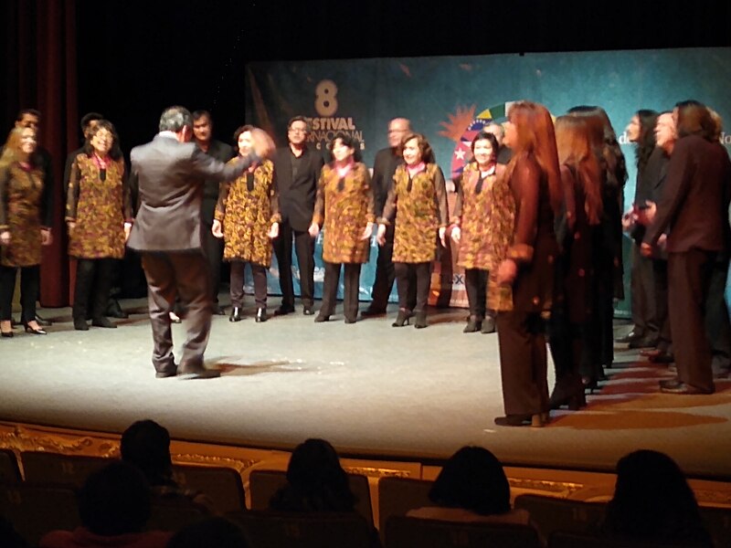 File:Coro Voz Nova de Quito, Ecuador en el Festival Tlaxcala Canta 2019 04.jpg