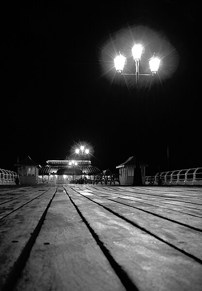 File:Cromer Pier at night.jpg