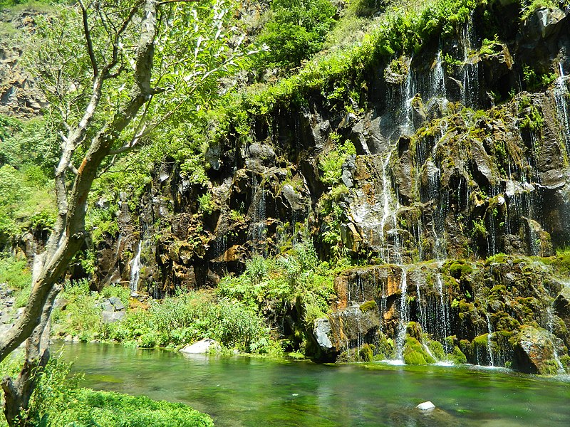 File:Dashbashi canyon.jpg