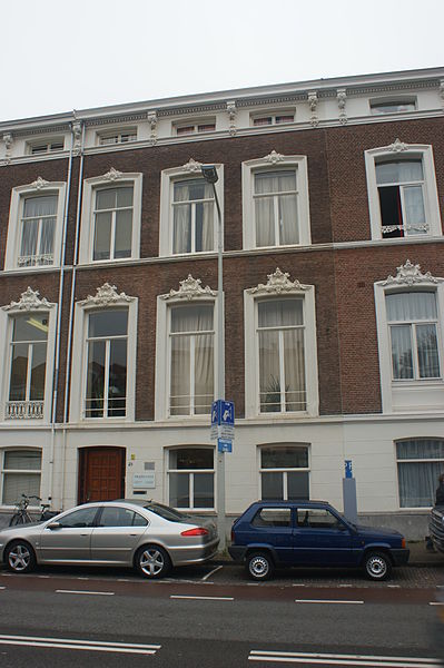 File:Den Haag - Mauritskade 49.JPG