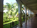 Detalle del patio del Colegio José Guardia Vega - Flickr - jacf18 (1).jpg