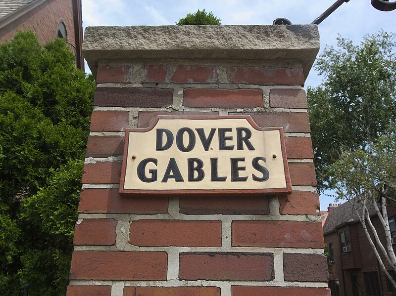 Entrance to Dover Gables