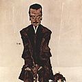 Portrait peint frontal d'un homme assis vêtu de sombre, mains entre les genoux et yeux exorbités