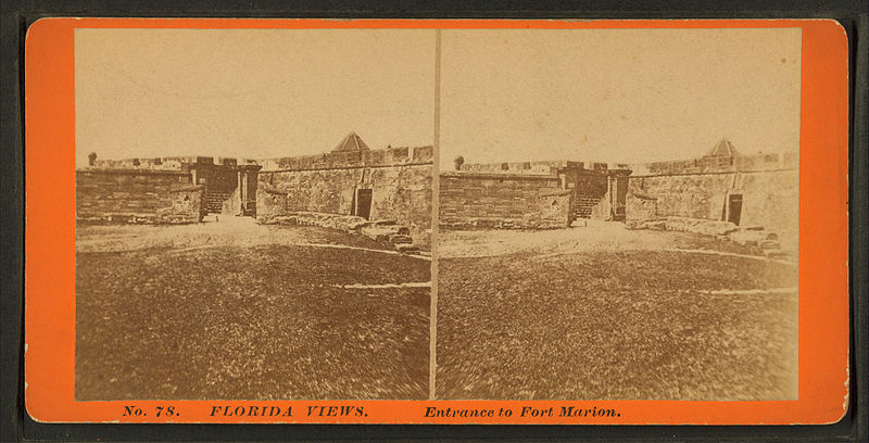 File:Entrance to Fort Marion, from Robert N. Dennis collection of stereoscopic views.jpg