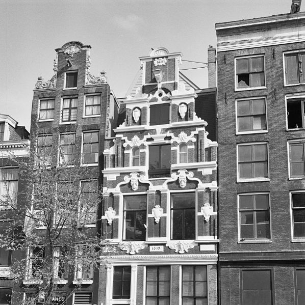 File:Exterieur VOORGEVEL, TOP - Amsterdam - 20298756 - RCE.jpg