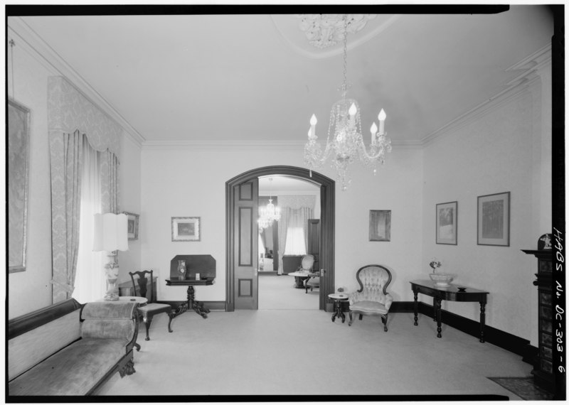 File:FIRST FLOOR, LIVING ROOM - Gallaudet College, President's House, Seventh Street and Florida Avenue Northeast, Washington, District of Columbia, DC HABS DC,WASH,428C-6.tif