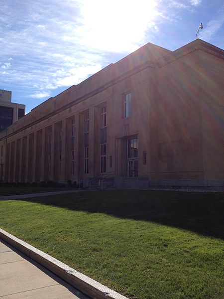 File:Federal building in Lansing.jpg