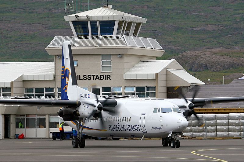 File:Flugfelag Islands - Air Iceland Fokker 50 KvW-6.jpg