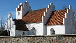 Frydendal Kirke ved Mørkøv.jpg