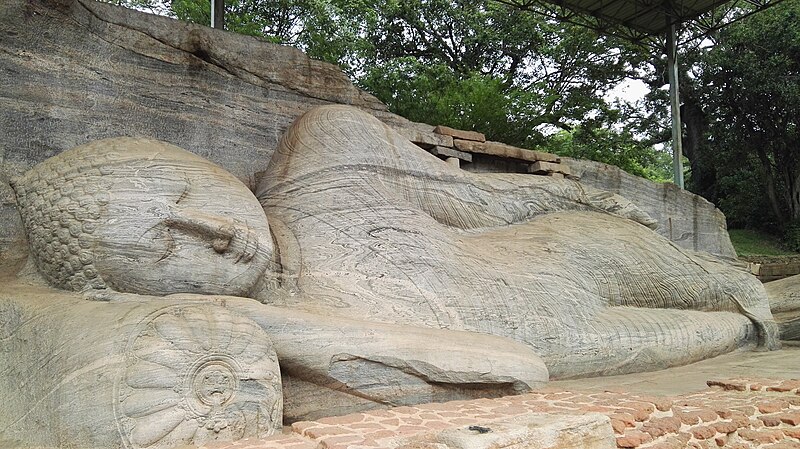 File:Gal viharaya polonnaruwa 2017-10-17 - 1.jpg