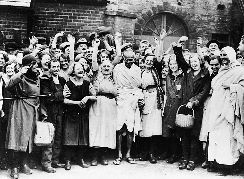 File:Gandhi visit to Darwen, Lancashire.jpg