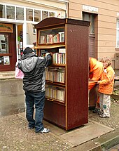 Öffentlicher Bücherschrank unweit der Lister Meile