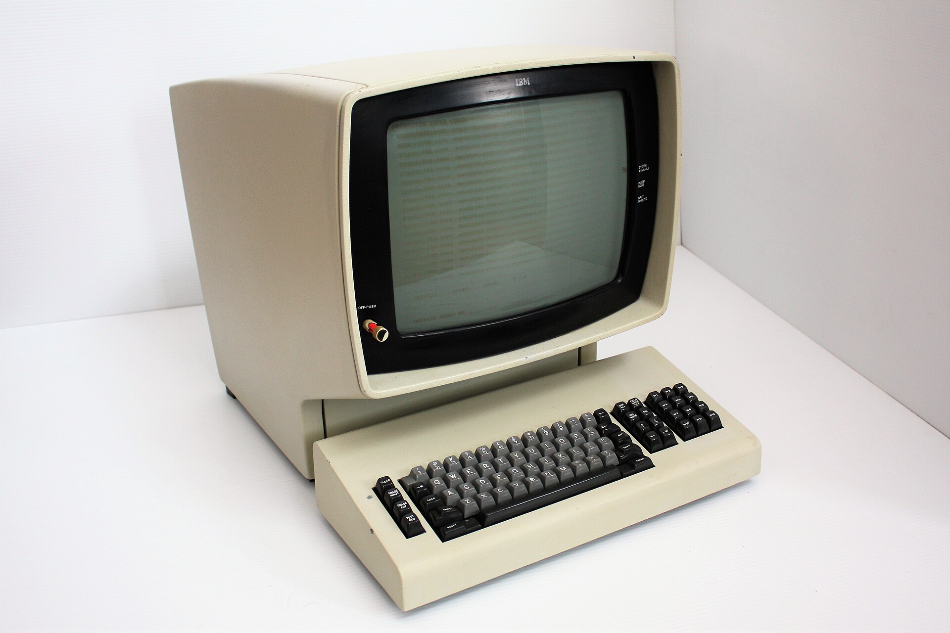 1920px-IBM_3277_Model_2_terminal.jpg