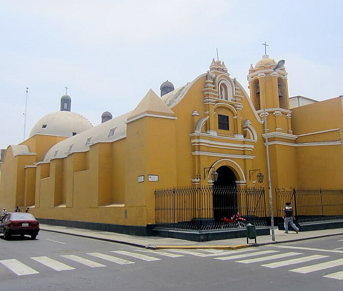 File:IglesiaSanLorenzo.jpg