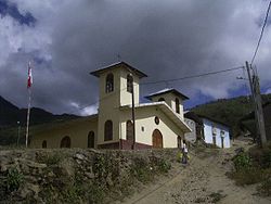 La bella chiesa di Providencia e la piazza principale