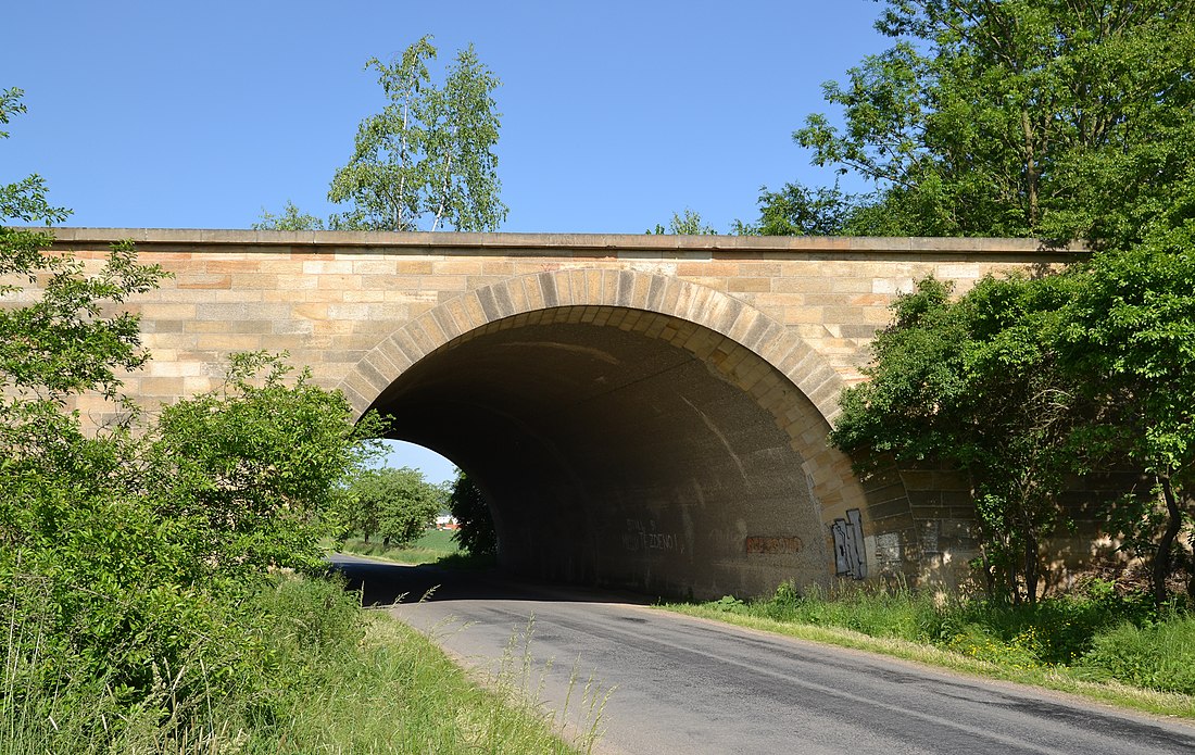 File:Jevíčko (Gewitsch) - Highway bridge of unfinished extraterritorial highway Vienna-Breslau.JPG