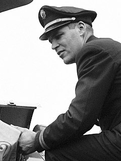 Johnny Miller (aviator) American aviator, autogyro pioneer, and airline pilot
