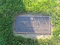 Joseph J. Cicchetti kuburan marker.jpg